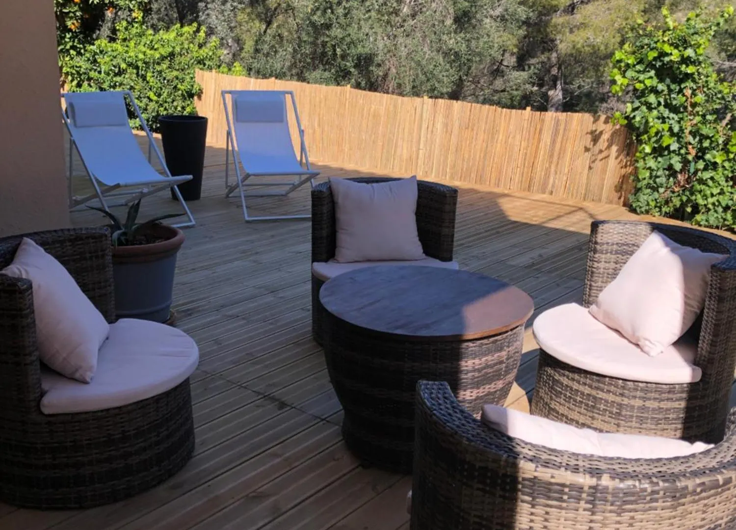 Adorable Appartement De 60 M2 Avec Terrasse Privee De 100M2 -Lumineux - Calme Et Verdure A 10 Min De La Mer كانيو سور مير